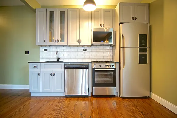 Rented by Lofts and Flats LLC | media 20