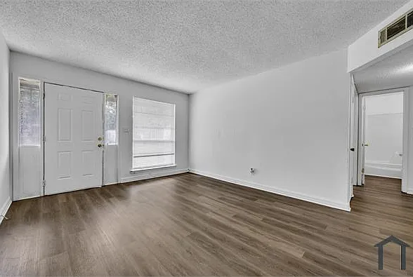 521 16th St SW #523 — Photo 18