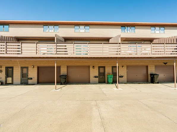 922 E Owens Ave APT 6, Bismarck, ND 58501