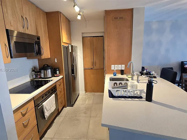 1155 Brickell Bay Dr #2507 — Photo 6