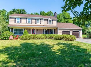 27 Spear St, Piscataway, NJ 08854