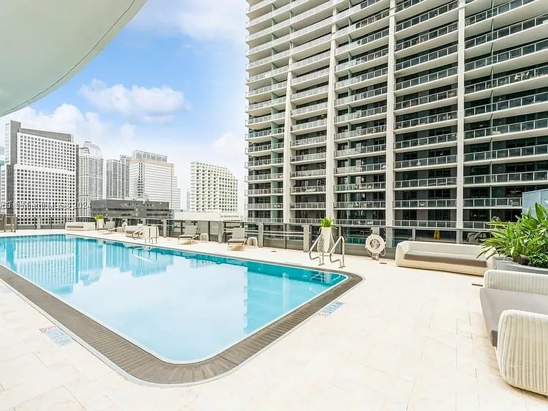 1000 Brickell Plz #Penthouse 5104 — Photo 47