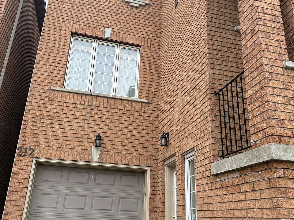 2nd image of 212 Yellowood Cir