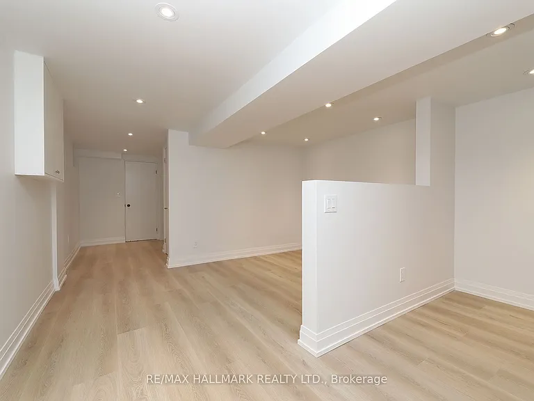 38 Halton St — Photo 7