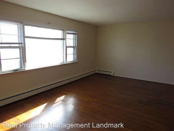 3rd image of 280 Louis Ave #1