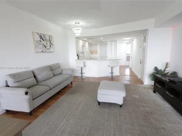 1750 NE 191st St APT 523-E, Miami, FL 33179