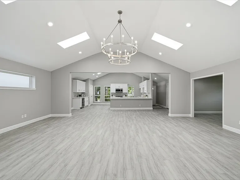 2603 Baycrest Dr — Photo 12