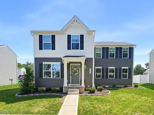 5283 Frederick St, Barberton, OH 44203