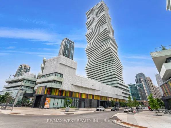 3900 Confederation Pkwy, Mississauga, ON