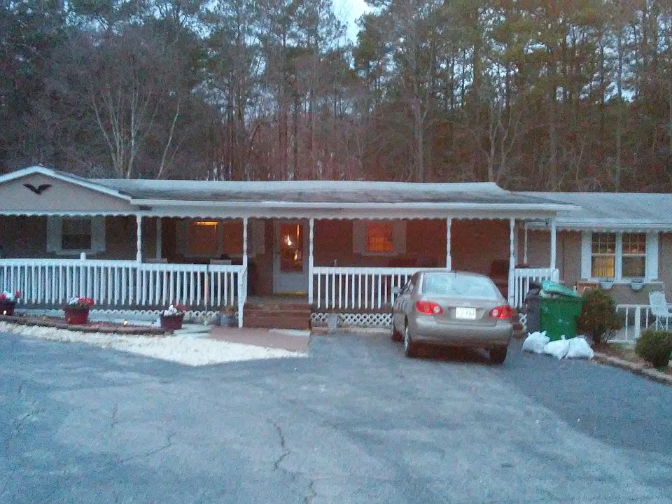 2nd image of 419 Airport Blvd