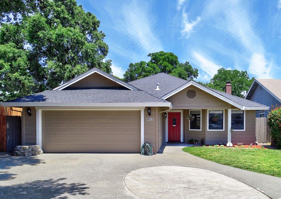 1st image of 1381 Pear Pl