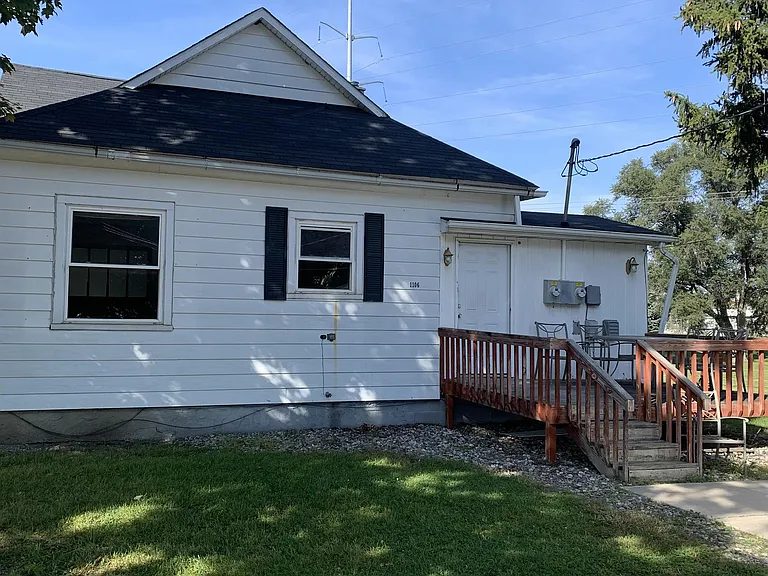 1106 W Auburn Dr — Photo 13