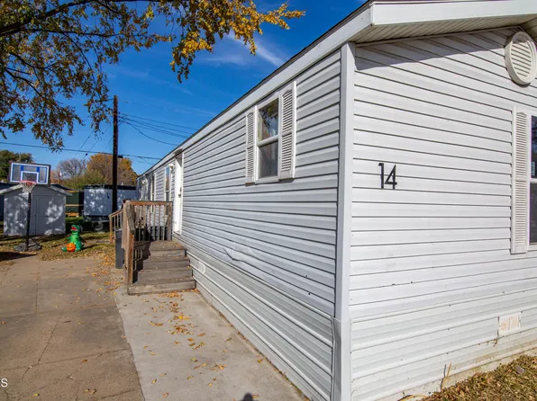 614 W Sweet Ave, Bismarck, ND 58504