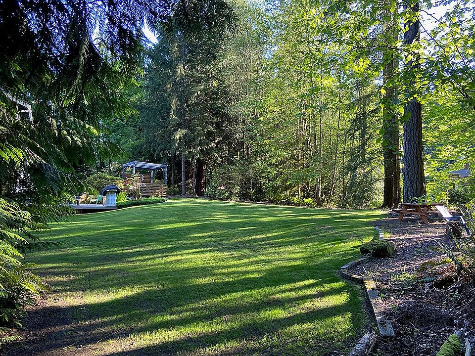 2nd image of 7314 217th Pl NE