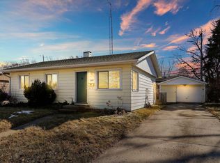 1407 87th St, Kenosha, WI 53143