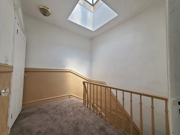 2nd image of 296 Claremont Ave #5C