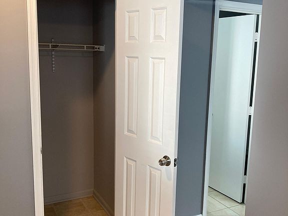 4th image of 356 Thorncliff Dr