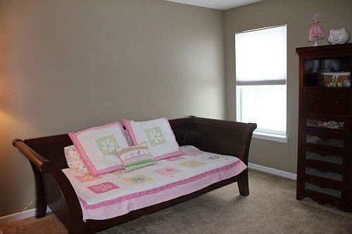 4th image of 6678 Estate View Dr N
