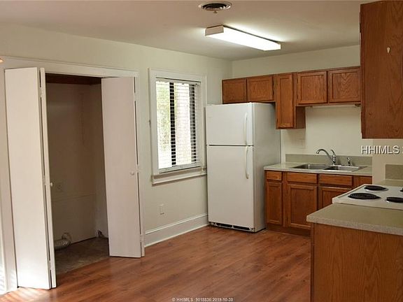3rd image of 1815 Drayton Dr