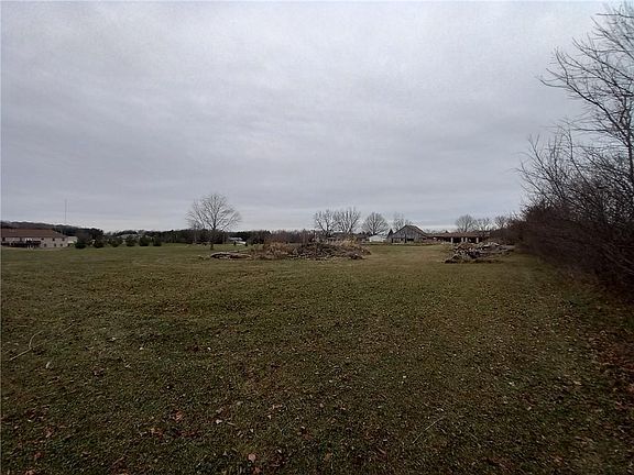 5th image of 1854 N 175 W