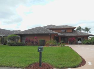31 Thurston Dr, Palm Beach Gardens, FL 33418