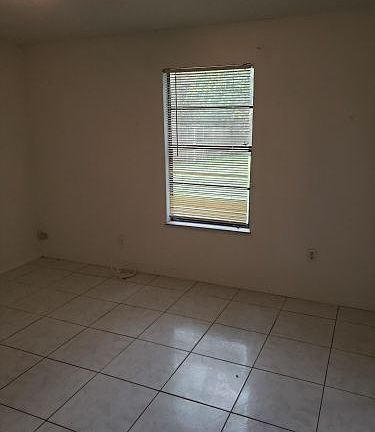 5th image of 1050 Eldron Blvd SE
