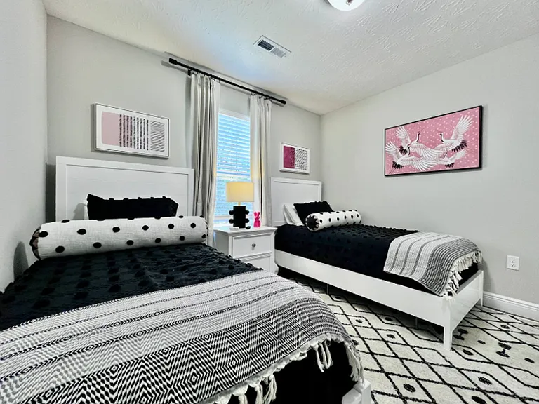 109 Southwind Blvd — Photo 17