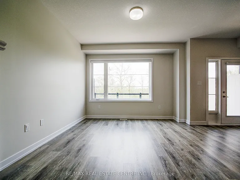 350 River Rd #7 — Photo 10