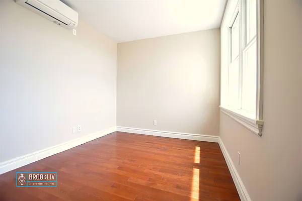 Rented by null | media 92