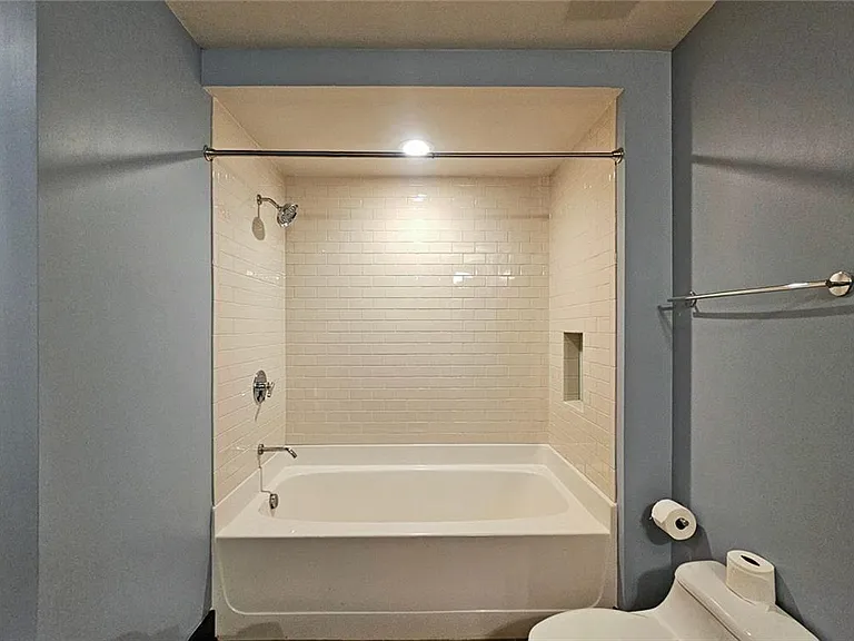 4561 Olde Perimeter Way NE #1607 — Photo 22