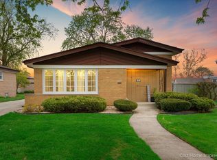 10809 Leclaire Ave, Oak Lawn, IL 60453
