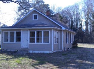 782 Johns Neck Rd, Weems, VA 22576