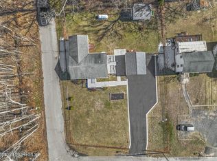 2 Sadie Ln, New Egypt, NJ 08533