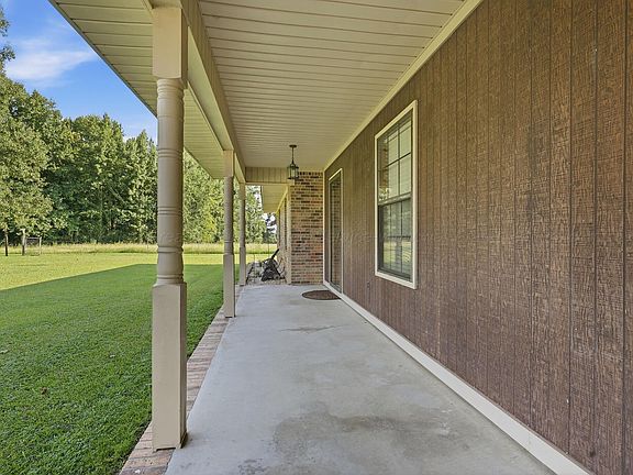 4th image of 2697 County Road 165
