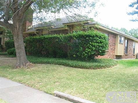3rd image of 7820 Steppington Dr
