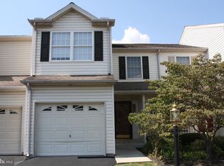 214 Silver Leaf Rdg, Harrisburg, PA 17110