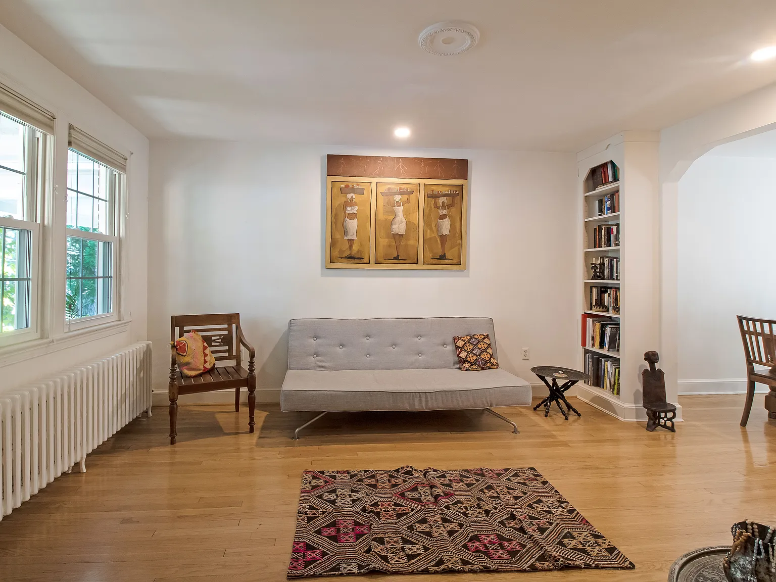 3 bed, 1400 sqft, $4,700 — Photo 2