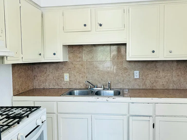 8200 Copper Ave NE #A — Photo 8