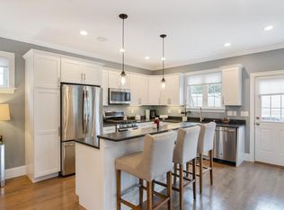 2 Ellswood St UNIT 4, West Roxbury, MA 02132