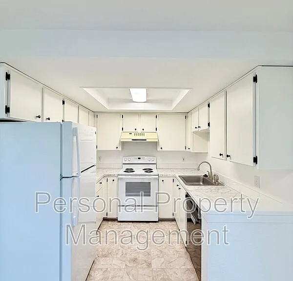 1410 NE 72nd St #3 — Photo 6