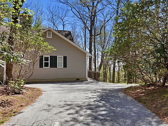 2nd image of 30 Birdnest Road