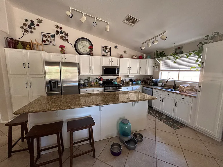 8754 W Salter Dr — Photo 7