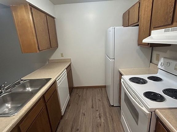 3rd image of 2211 Spansail Dr APT 17