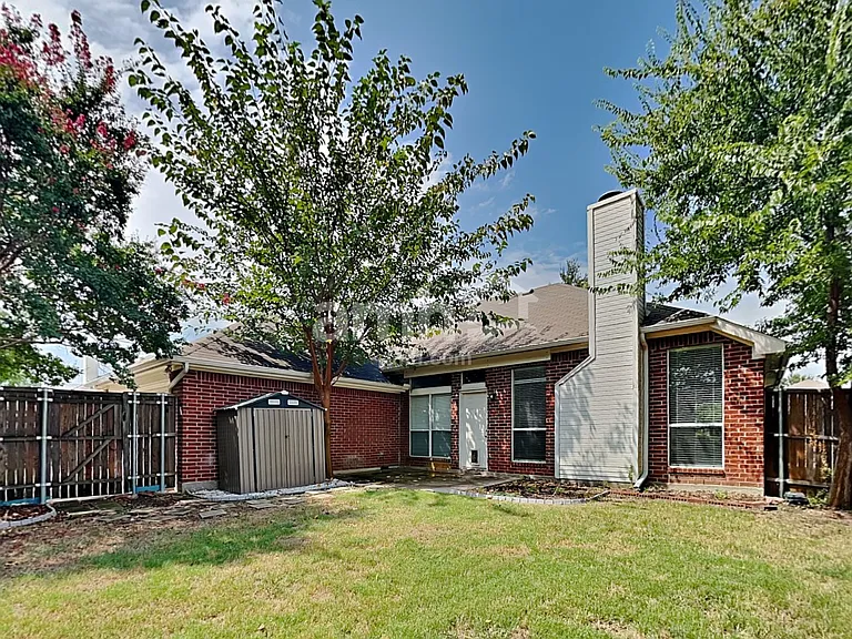 3021 Avery Ln — Photo 16