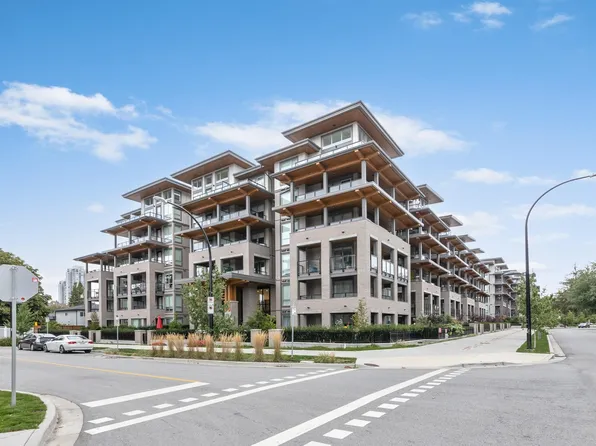 7588 16th St #522, Burnaby, BC V3N 0H8