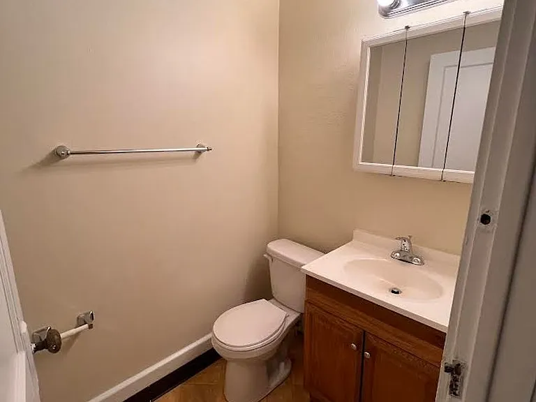 1612 Mahoning Ave — Photo 6