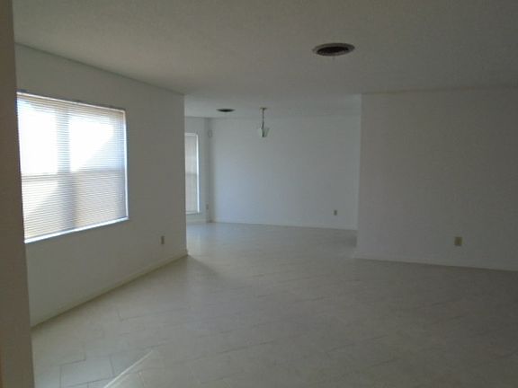 3rd image of 4046 N 10th St