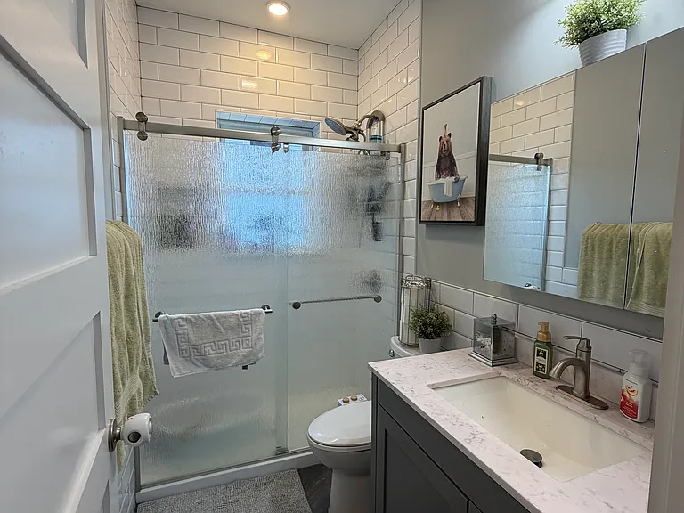12 Perry St #3 — Photo 6
