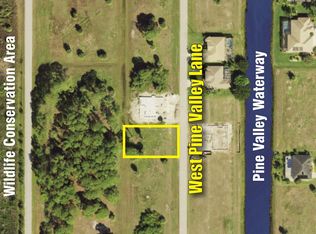 239 W Pine Valley Ln, Rotonda West, FL 33947