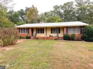 145 Springtree Rd, Athens, GA 30605